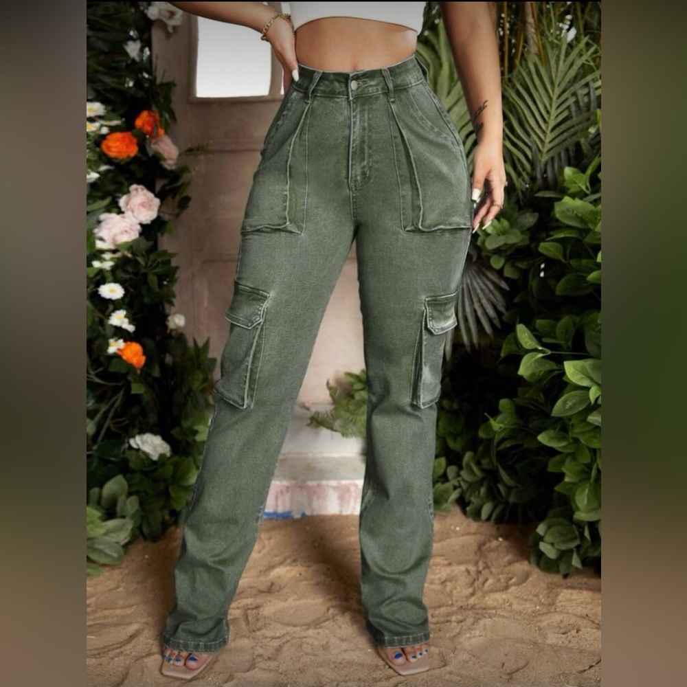 SHEIN Olive Green Cargo Pants